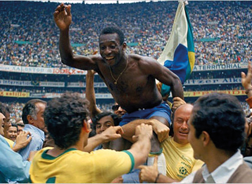 Pele-celebrates-after-winning-his-third-World-Cup-with-Brazil-in-1970_17033429ebb_original-ratio.jpg